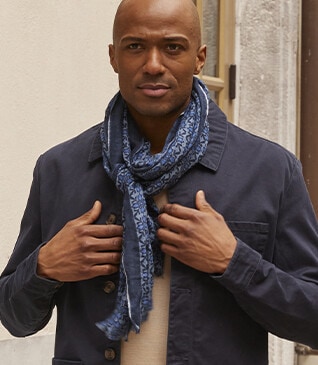 Blue pattern & indigo scarf